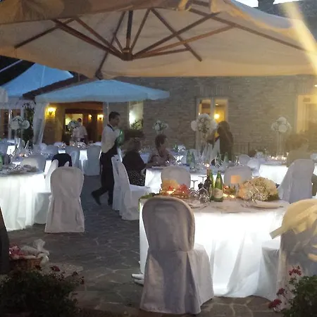 Отель Ristorante Country House Isolabelgatto *