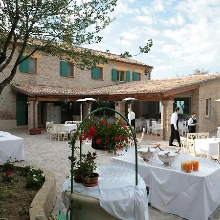 Ristorante Country House Isolabelgatto Фано