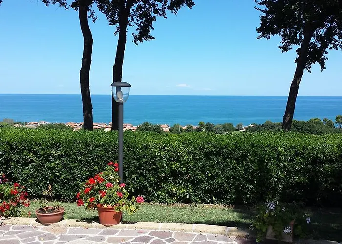 酒店 Ristorante Country House Isolabelgatto 法诺